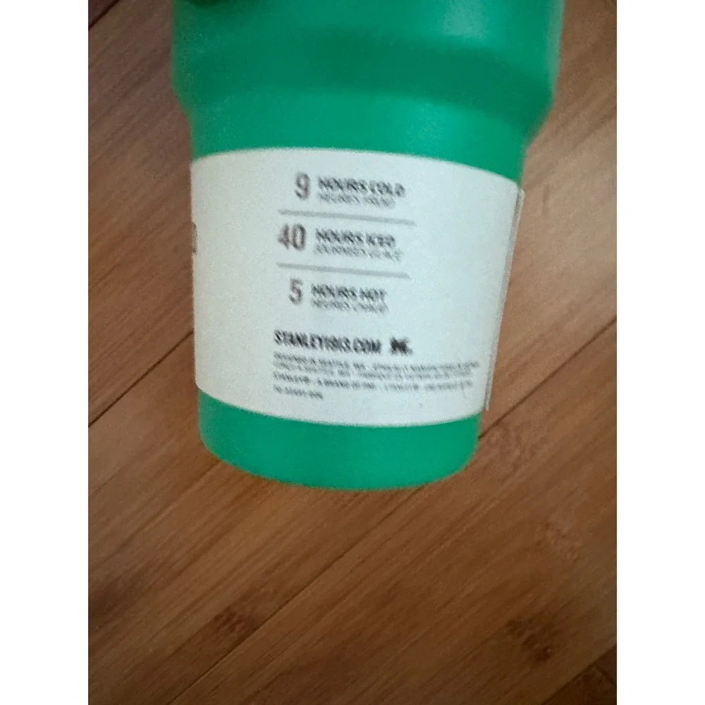 STANLEY Quencher H2.0 FlowState Tumbler 30oz Meadow Green Hinge Health Cup Mug